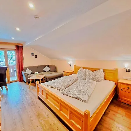 Guest house Carina Fussen