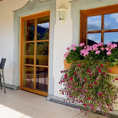 Carina Guest house